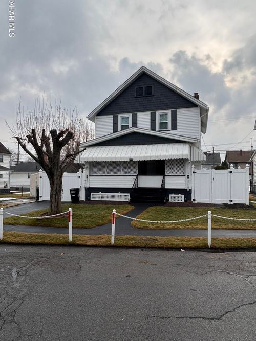 3119 W Chestnut Ave, Altoona, PA, 16601-1560 | Card Image