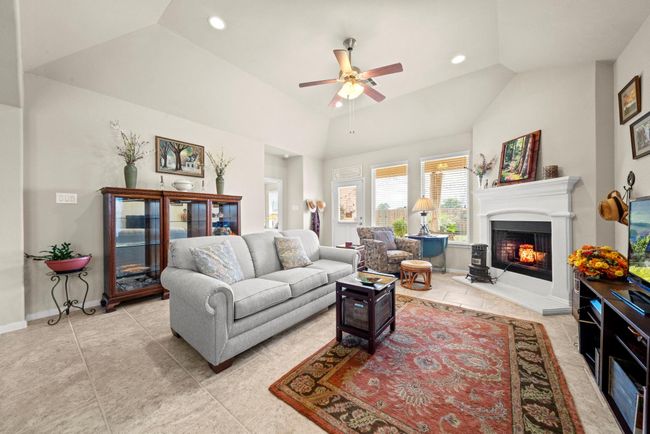 22607 Ebbets Field Dr, House other with 3 bedrooms, 2 bathrooms and 2 parking in Spring TX | Image 11