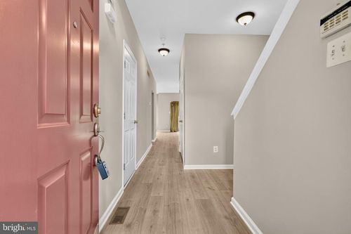 80 Chadwick Cir, NORRISTOWN, PA, 19403-4560 | Card Image