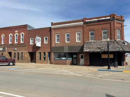 141 S Broadway St, Spring Valley, MN, 55975-1227 | Card Image