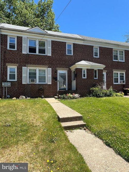 b-1920 46th St, PENNSAUKEN, NJ, 08110-3032 | Card Image
