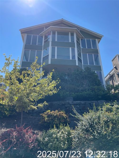 2314 N 31st St, Tacoma, WA, 98403-3358 | Card Image