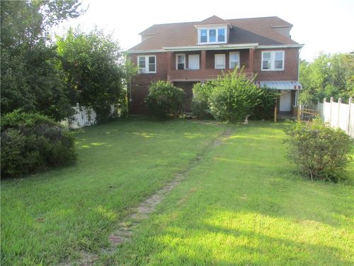 1133 Maryland Ave, Duquesne, PA, 15110-2125 | Card Image