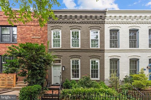 506 10th St Se, WASHINGTON, DC, 20003-2806 | Card Image