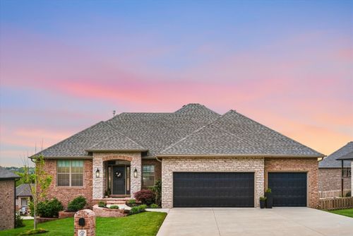 1632 W Gaslight Dr, Springfield, MO, 65810-3314 | Card Image