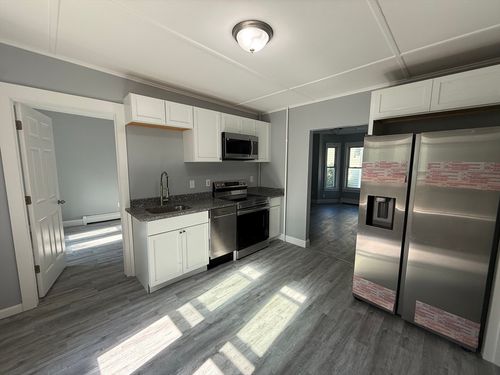 apt-1-76 Division St, North Attleboro, MA, 02760-5122 | Card Image