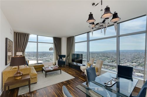 32b-900 W Olympic Blvd, Los Angeles, CA, 90015 | Card Image