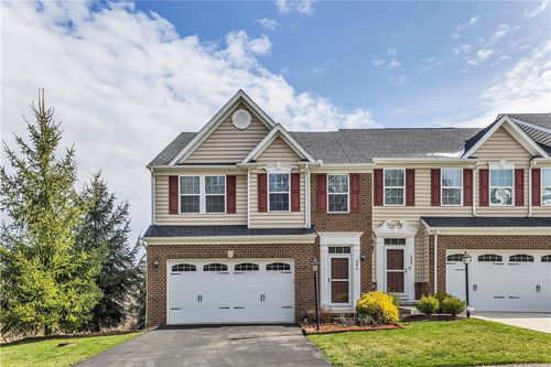 5270 Lantern Hill Ext, Pittsburgh, PA, 15236-1590 | Card Image