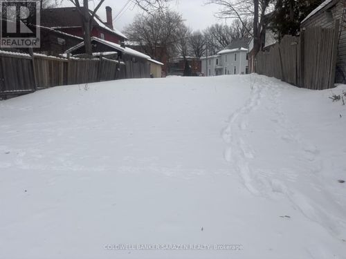 126 Elgin St W, Arnprior, ON, K7S1N8 | Card Image