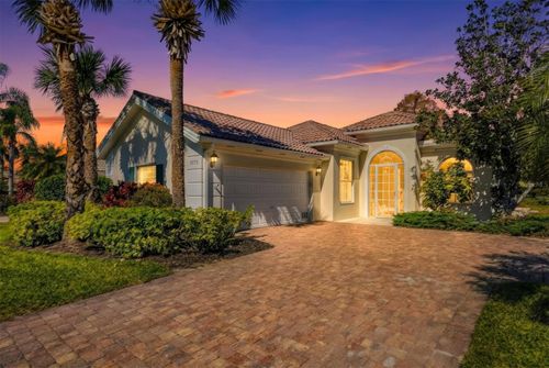 5573 Lucia Pl, SARASOTA, FL, 34238-6207 | Card Image