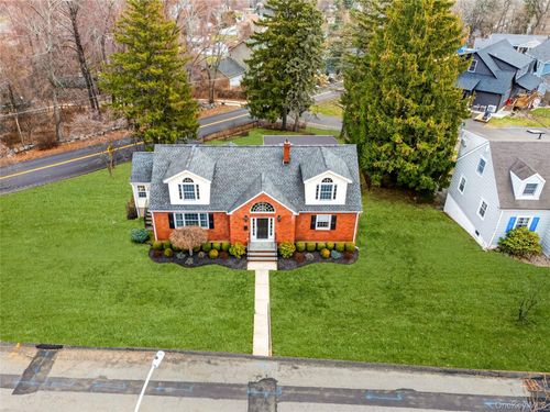 46 Franklin Dr, Stony Point, NY, 10980-1533 | Card Image