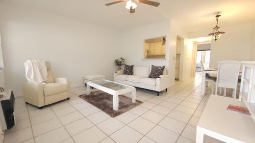 319 Chatham P, West Palm Beach, FL, 33417-1850 | Card Image