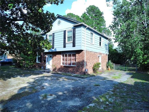 515 Farmview Dr, Fayetteville, NC, 28311-1548 | Card Image