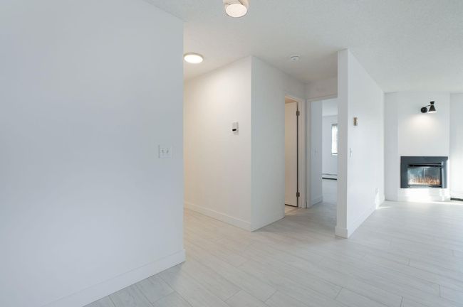 12 - 3012 Edenwold Heights Nw, Condo with 2 bedrooms, 2 bathrooms and 1 parking in Calgary AB | Image 15