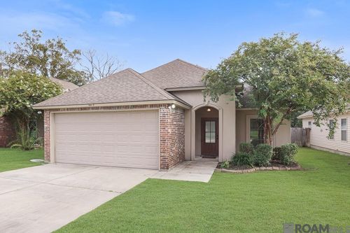 10119 Serene Rd, Denham Springs, LA, 70726-6431 | Card Image