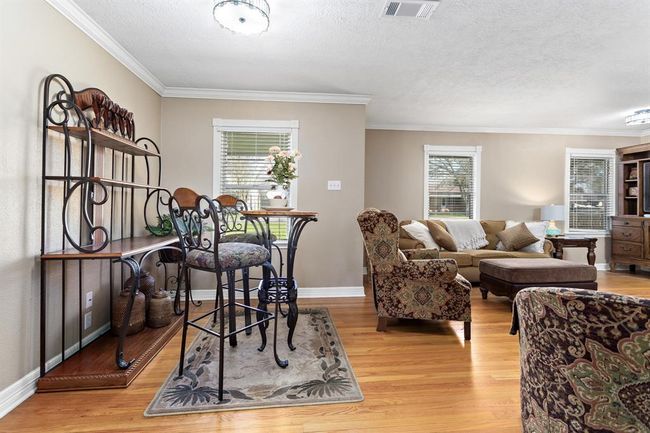 4859 Cleveland Ave, House other with 4 bedrooms, 3 bathrooms and 4 parking in Groves TX | Image 6