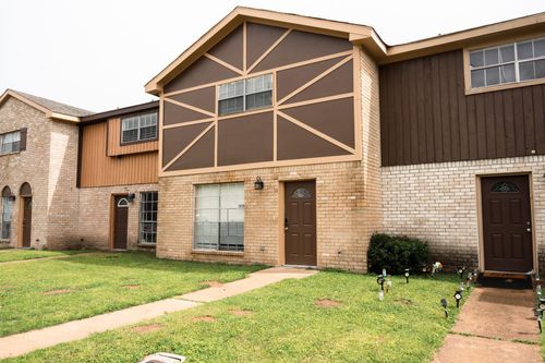 1506 Eagle Lake Rd, Sealy, TX, 77474-3712 | Card Image