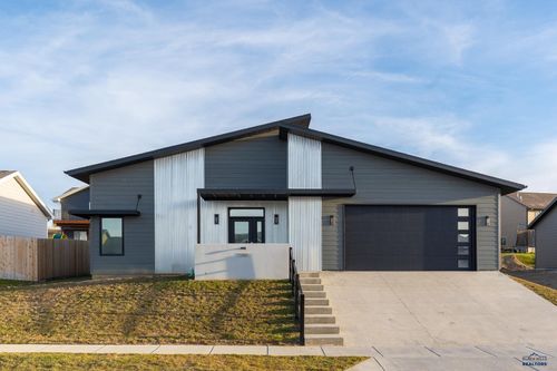 3148 Conservation Way, Rapid City, SD, 57703-4824 | Card Image