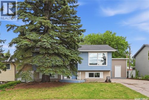 424 Dalhousie Cres, Saskatoon, SK, S7H3S4 | Card Image