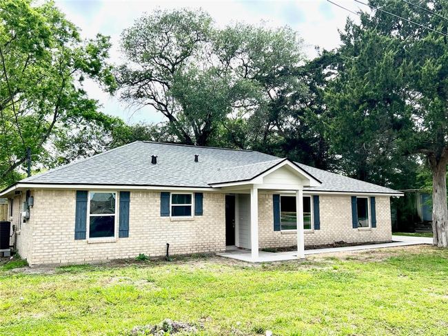 813 Cedar Lawn Dr, House other with 3 bedrooms, 2 bathrooms and null parking in Alvin TX | Image 20