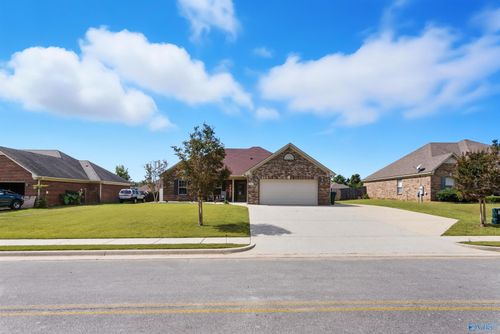 29327 Amy Cir, Ardmore, AL, 35739-7875 | Card Image