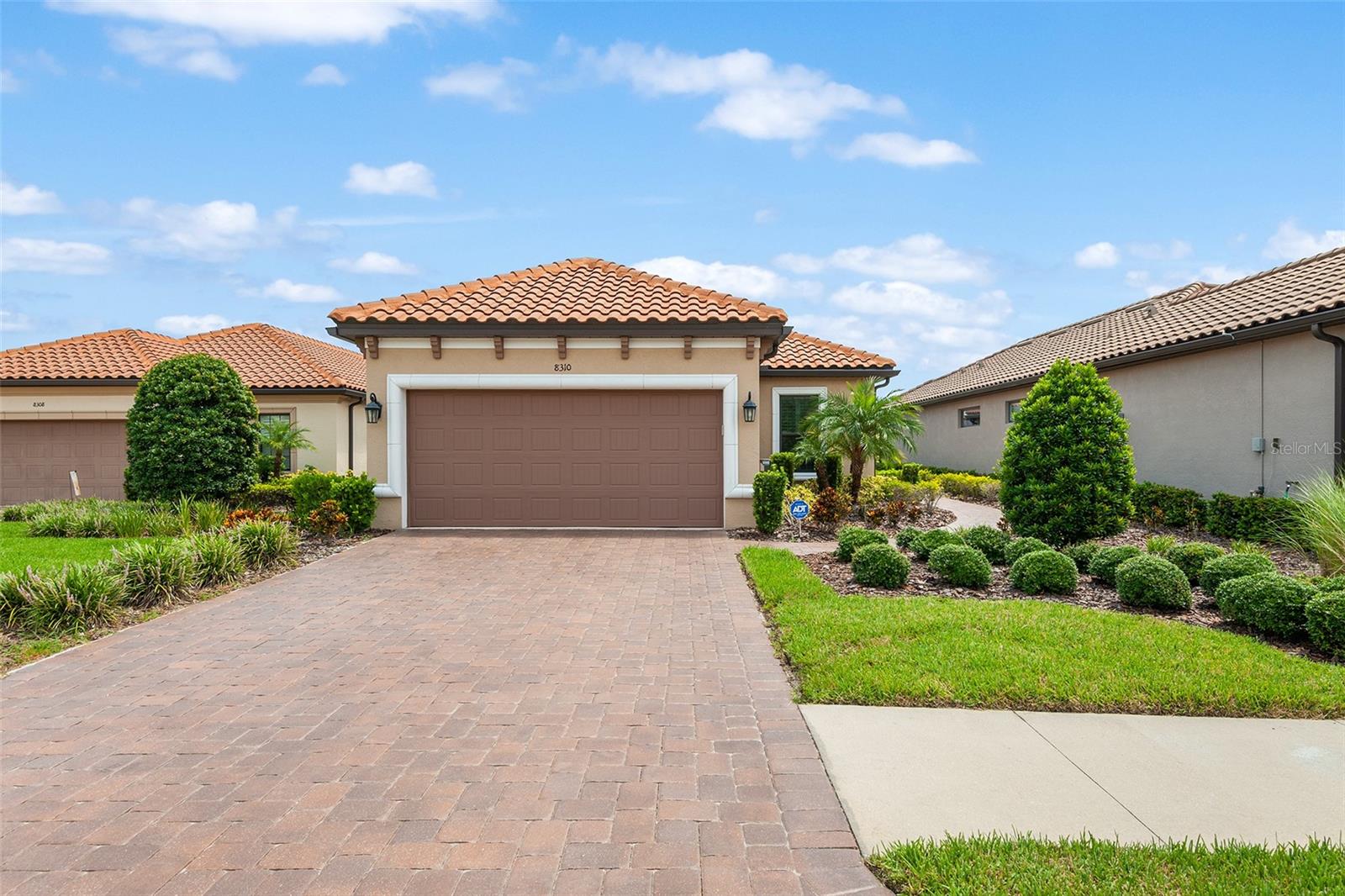 Alberata Vista Dr, Tampa, FL 33647