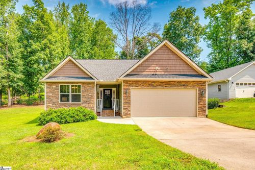 154 Rockcrest Dr, Taylors, SC, 29687-5407 | Card Image