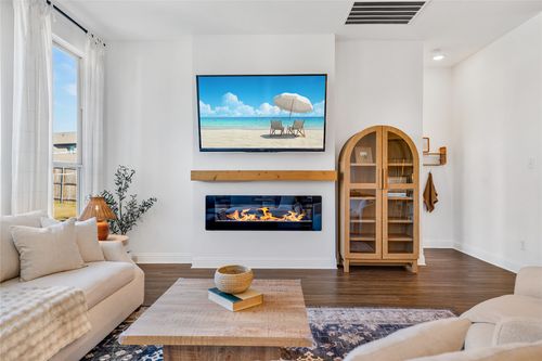 1501 White Water Way, Aubrey, TX, 76227-2476 | Card Image