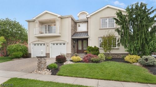 5 Phillips St, Cranford, NJ, 07016-3457 | Card Image