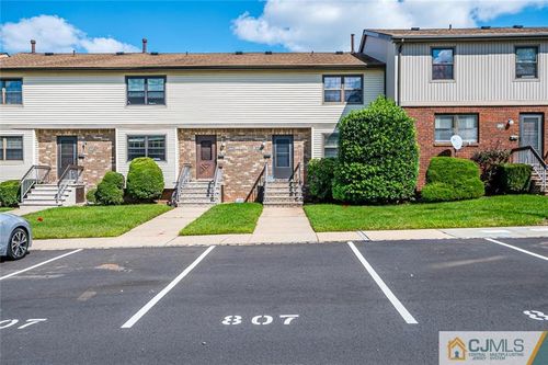 807-807 Maple Hill Dr, Woodbridge, NJ, 07095-4109 | Card Image