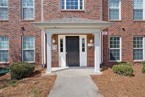104-190 Shallowford Reserve Dr, Lewisville, NC, 27023-3023 | Card Image