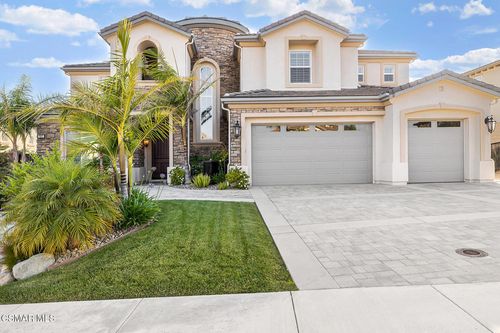 7377 Woods Ct, Moorpark, CA, 93021 | Card Image