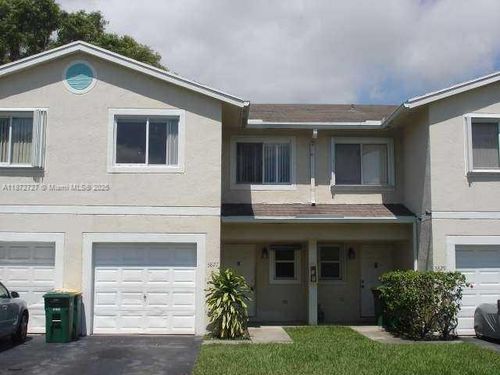 5827-5827 Nw 57th Ave, Tamarac, FL, 33319-2436 | Card Image