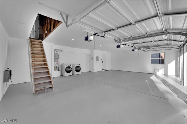 3 car garage | Image 92