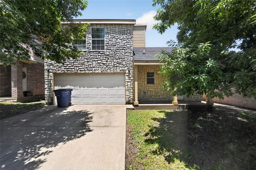 226 Cliff Heights Cir, Dallas, TX, 75241-5331 | Card Image