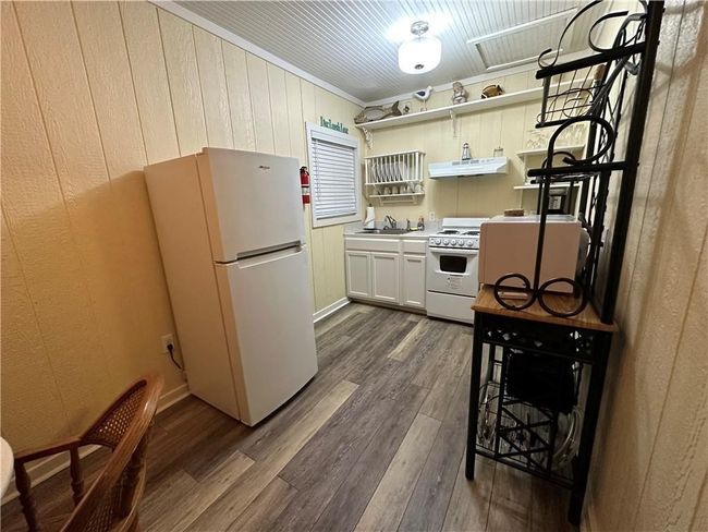 3302 Surfside Blvd, House other with 4 bedrooms, 3 bathrooms and null parking in Corpus Christi TX | Image 6