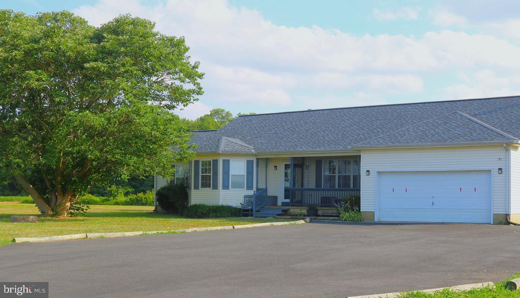 Bayside Dr, Dover, DE 19901