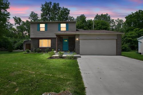 665 Maclam Dr, Columbus, OH, 43204-1427 | Card Image