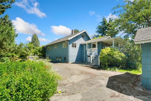 10045 10th Avenue Sw, Seattle, WA, 98146 | Card Image