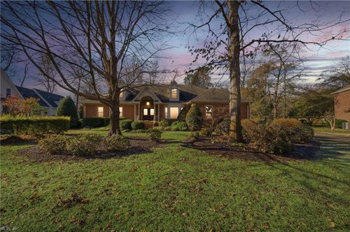 4044 Devon Dr, Chesapeake, VA, 23321-1862 | Card Image