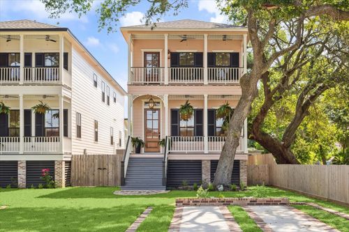 1518 31st St, Galveston, TX, 77550-6817 | Card Image