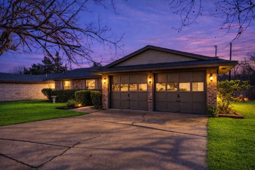 1019 S Valentine Dr, Sherman, TX, 75090-8349 | Card Image