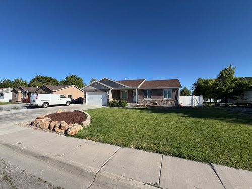 87 W Vine St, Grantsville, UT, 84029-9660 | Card Image
