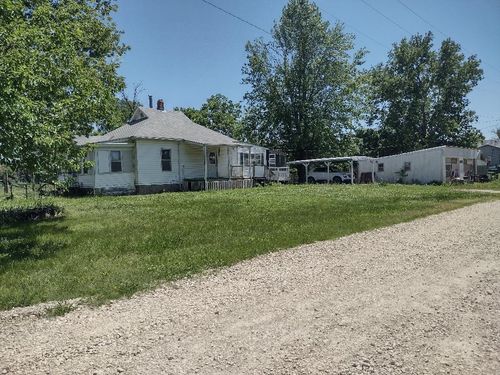306 Elm St, Elmdale, KS, 66850-9807 | Card Image