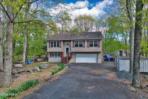 102 Autumn Road, Dingmans Ferry, PA, 18328 | Card Image