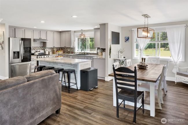 8984 Delta Line Rd, House other with 5 bedrooms, 3 bathrooms and 12 parking in Custer WA | Image 7