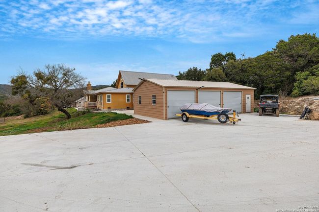 1167 Pipe Springs Dr, House other with 4 bedrooms, 4 bathrooms and null parking in Lakehills TX | Image 20