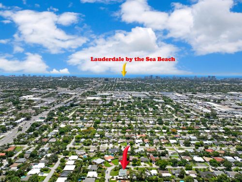 330 Ne 48th St, Oakland Park, FL, 33334-6000 | Card Image