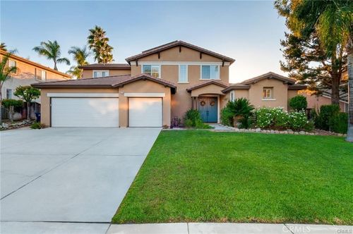 8123 Branding Iron Ln, Riverside, CA, 92508-6613 | Card Image