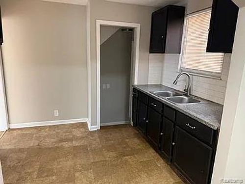 20163 Bramford St, Detroit, MI, 48234-3201 | Card Image